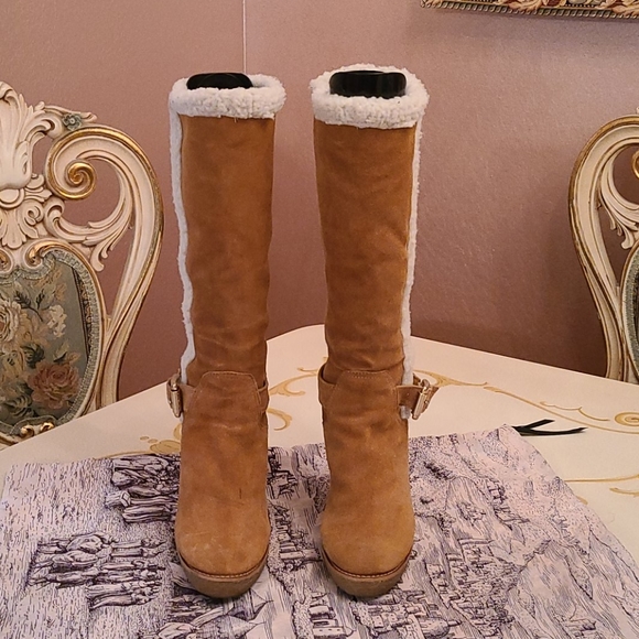 Michael Kors winter boots - Picture 2 of 9